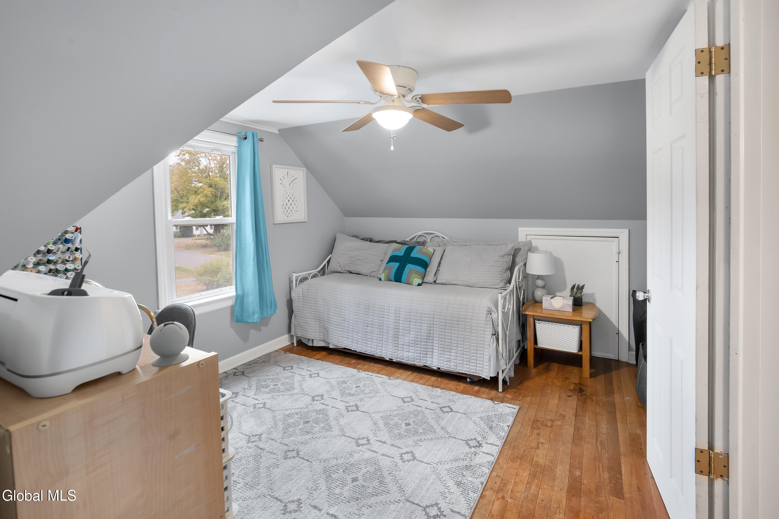 7 Willow Lane