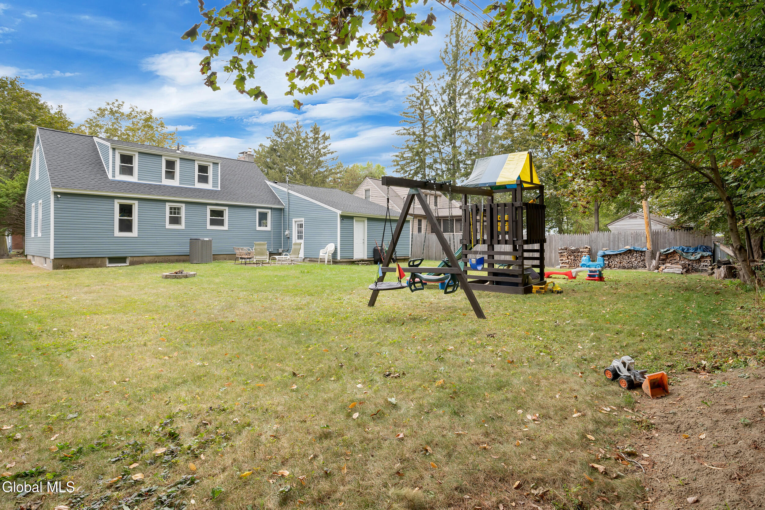 7 Willow Lane