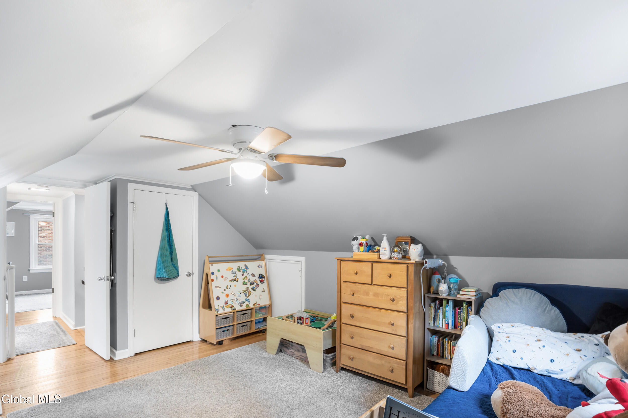 7 Willow Lane