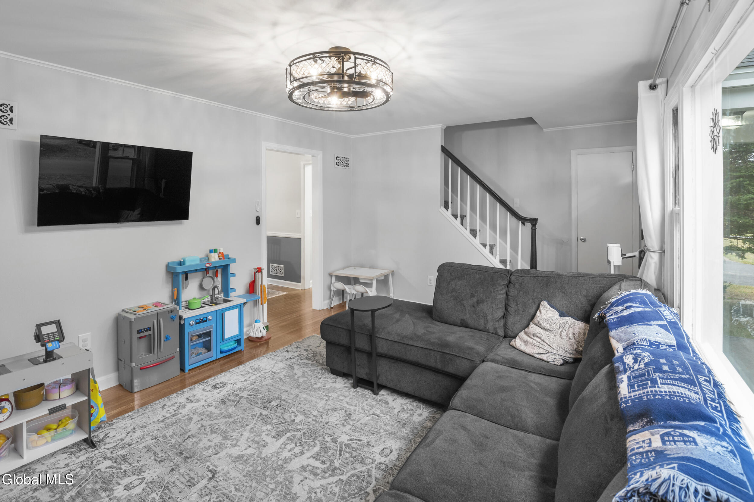7 Willow Lane