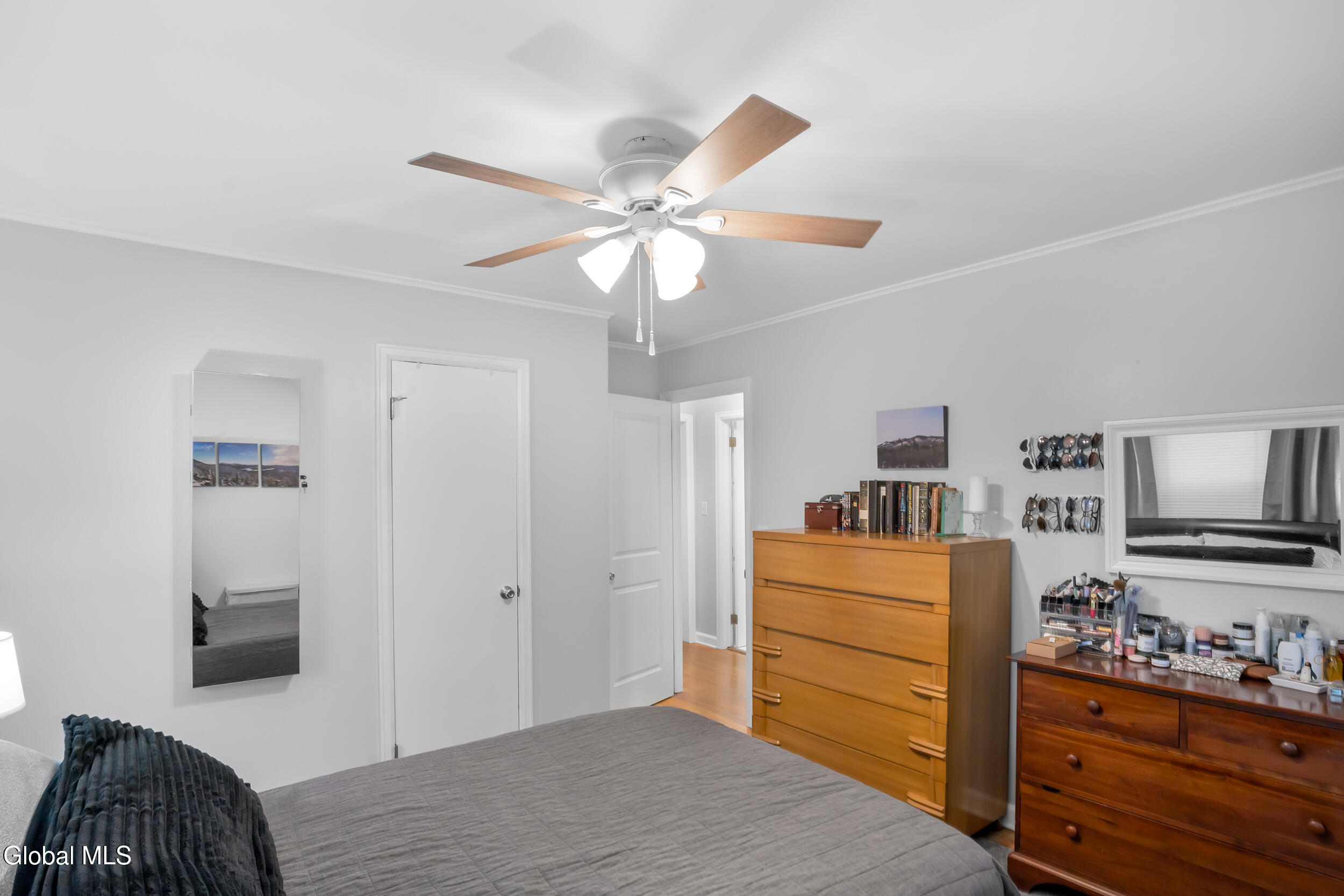 7 Willow Lane