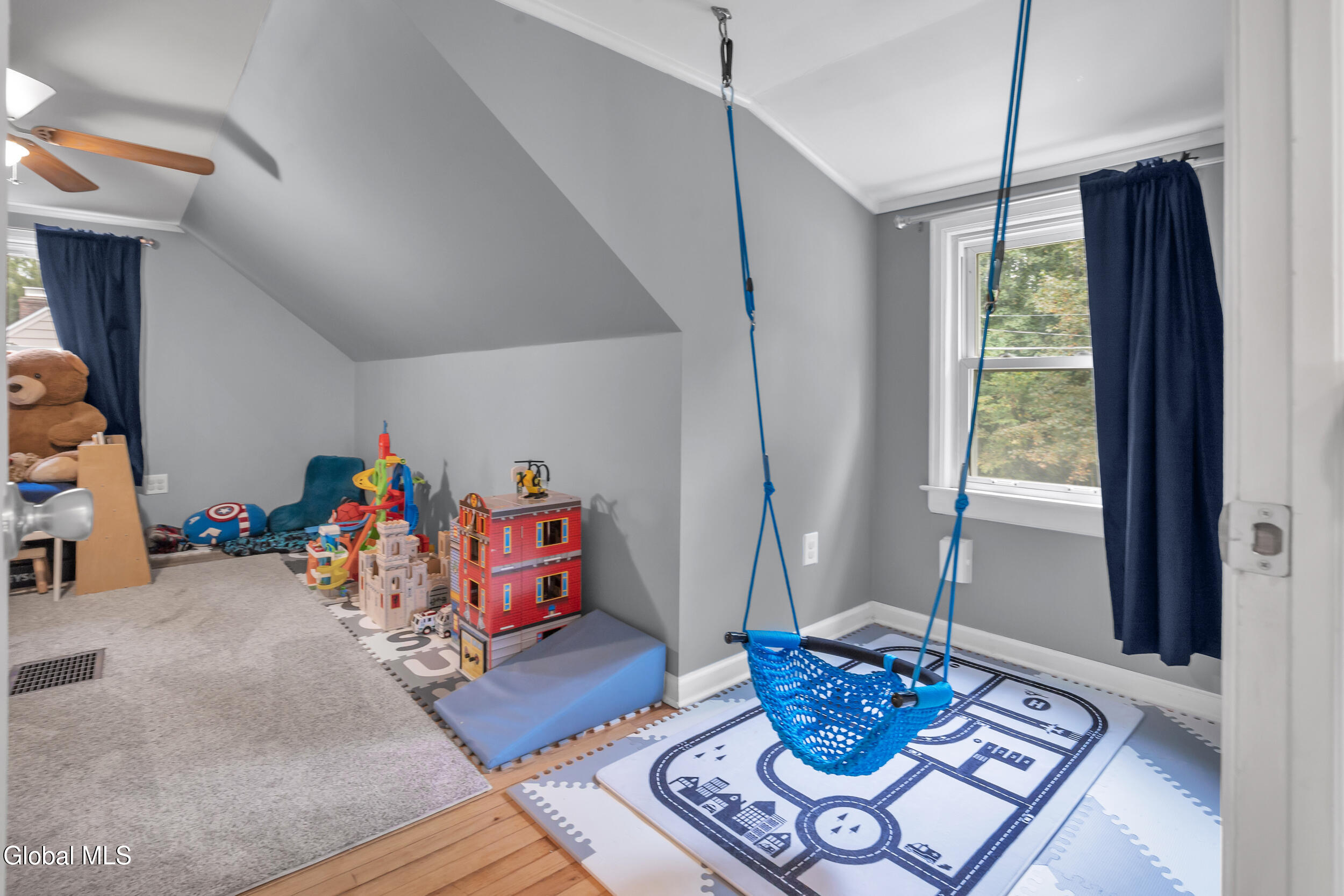7 Willow Lane