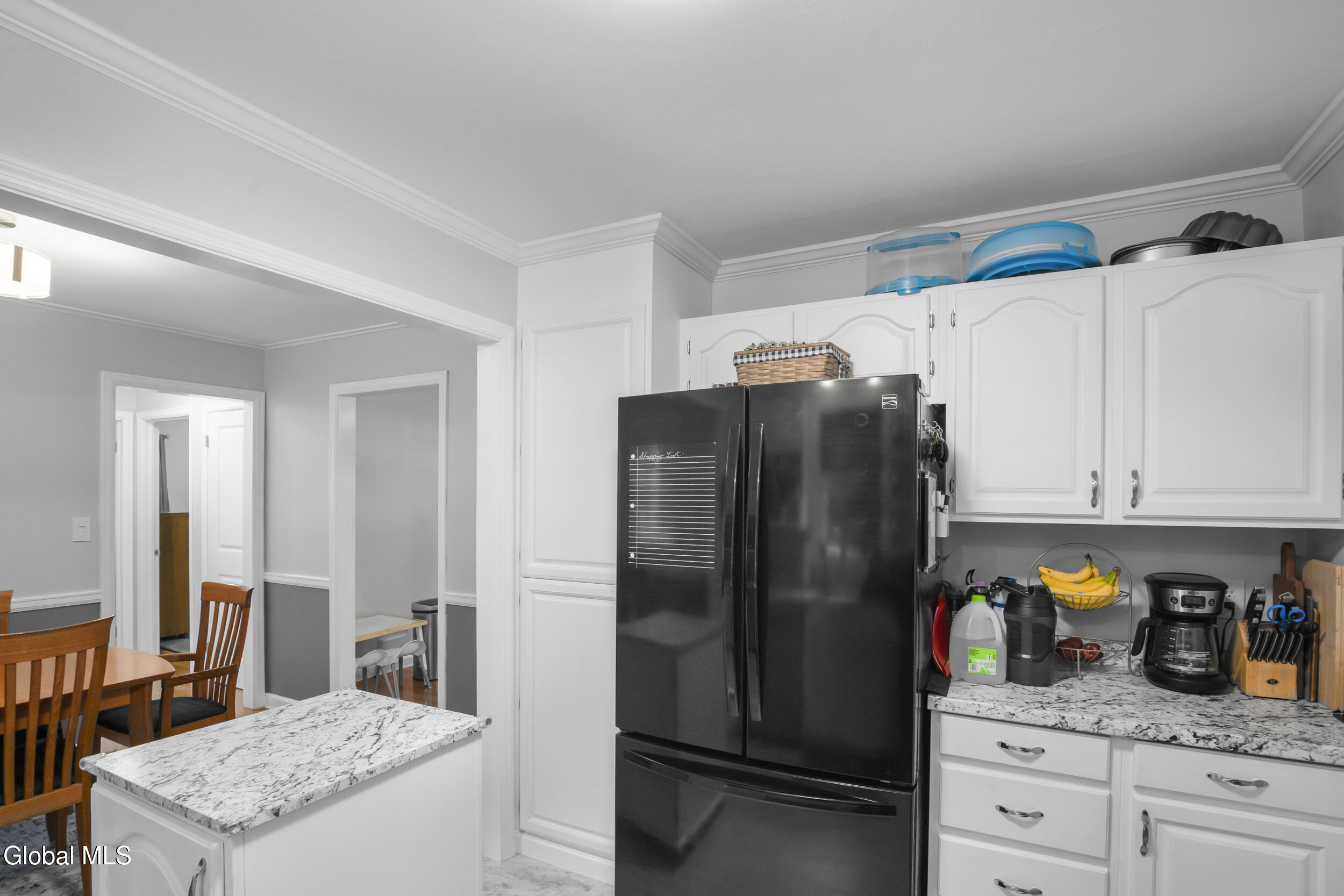 7 Willow Lane