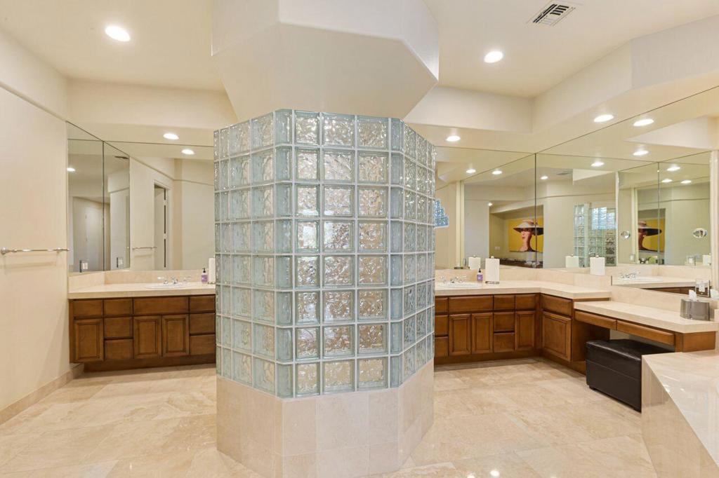 79576 Mission Drive E