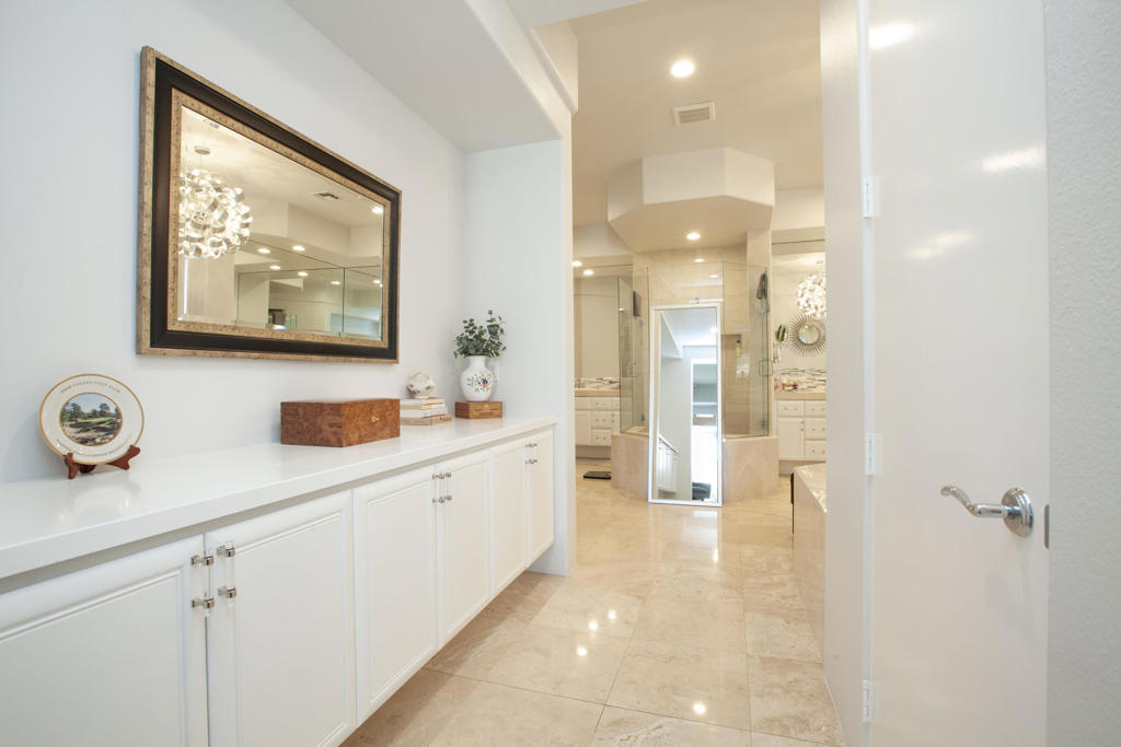 49783 ViA Conquistador