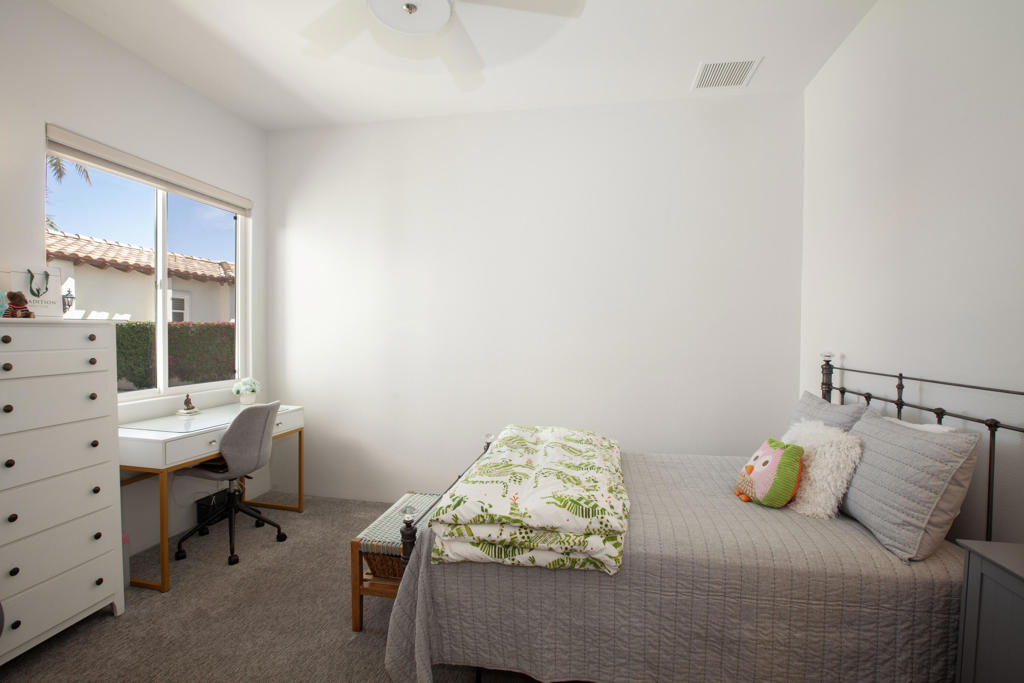 49783 ViA Conquistador