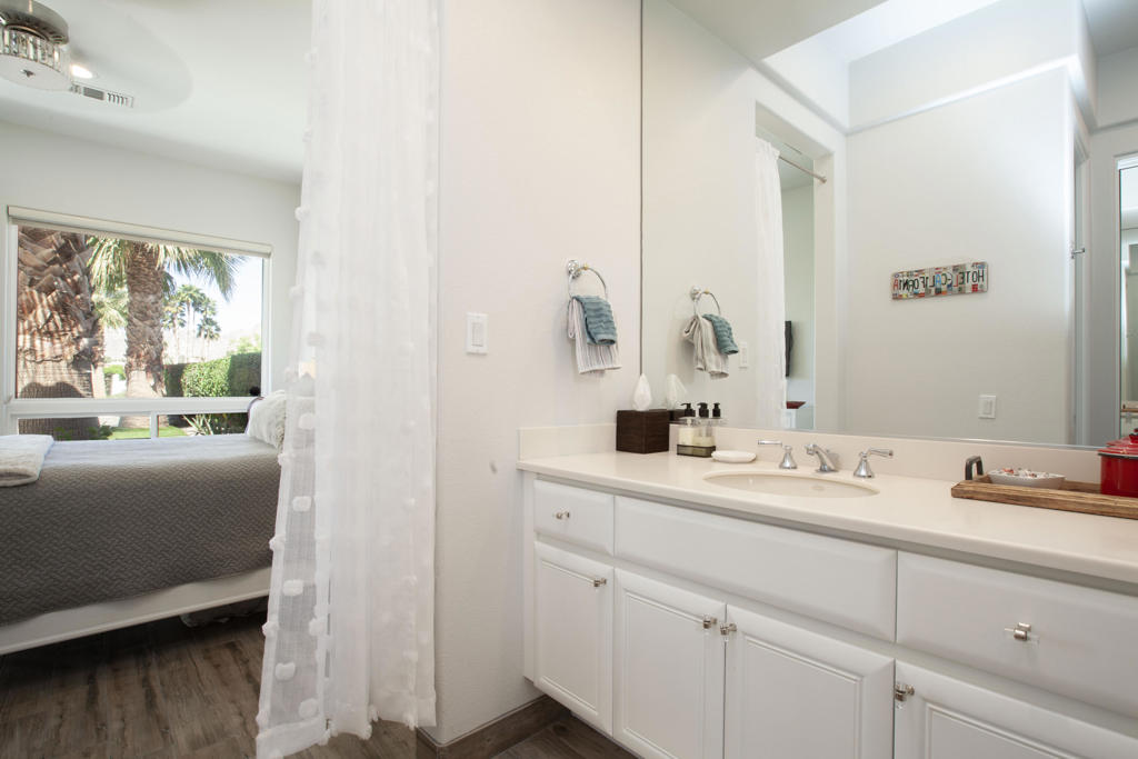 49783 ViA Conquistador