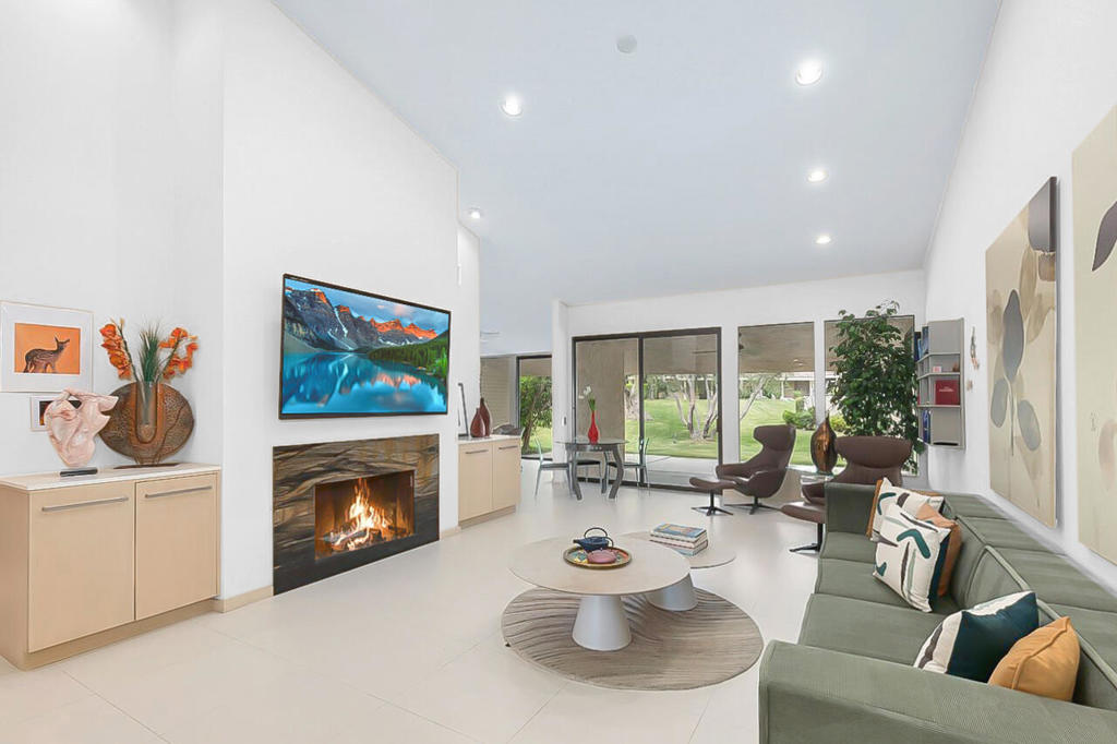 44847 Oro Grande Circle