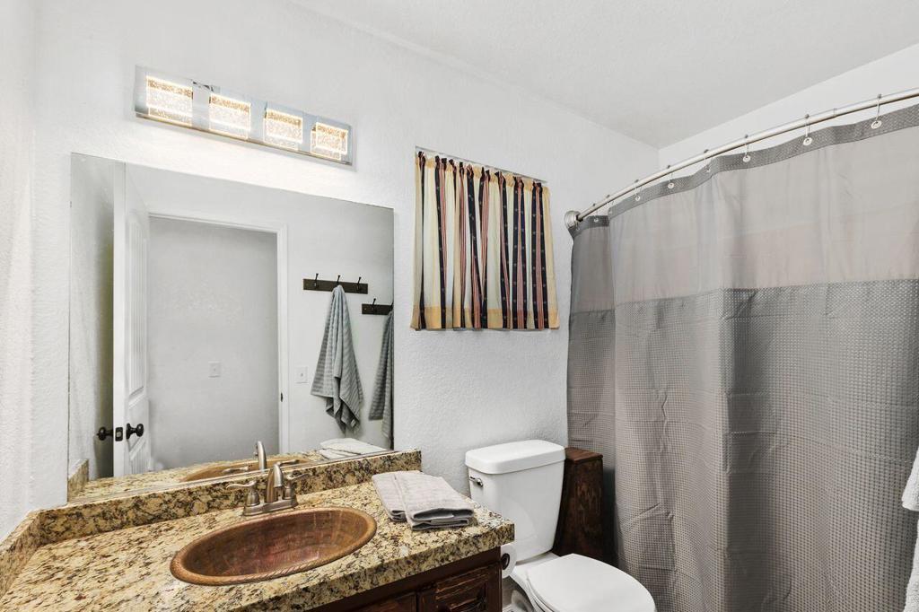 52711 Avenida Martinez