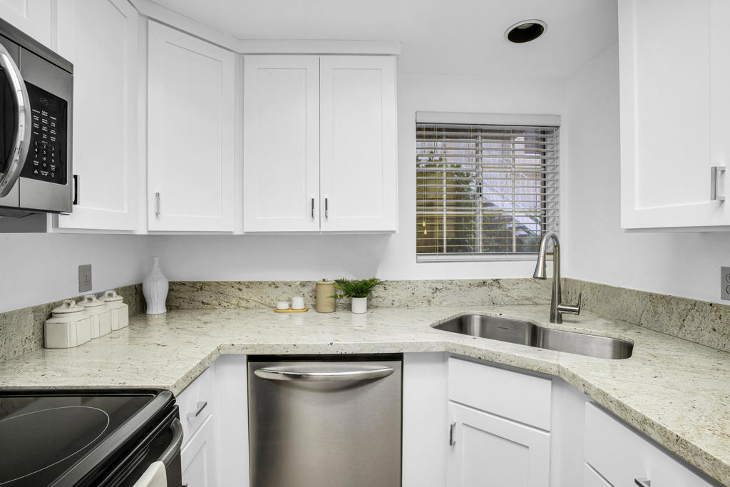 2700 Lawrence Crossley Road 23