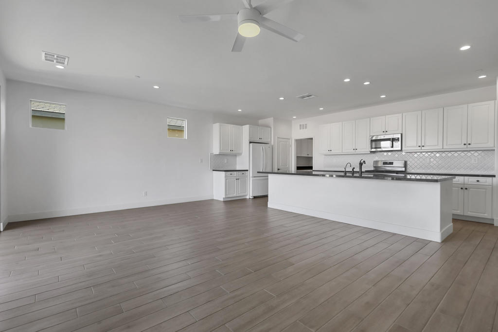 82410 Murray Canyon Drive