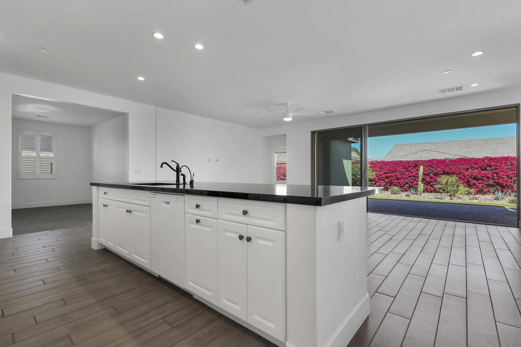 82410 Murray Canyon Drive