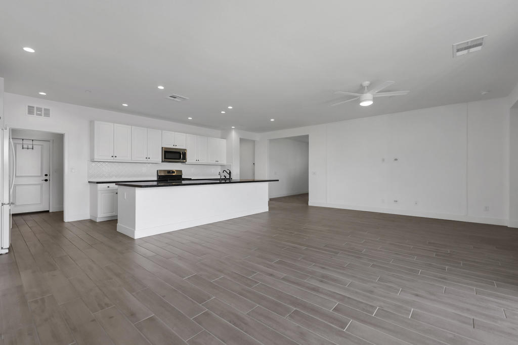 82410 Murray Canyon Drive