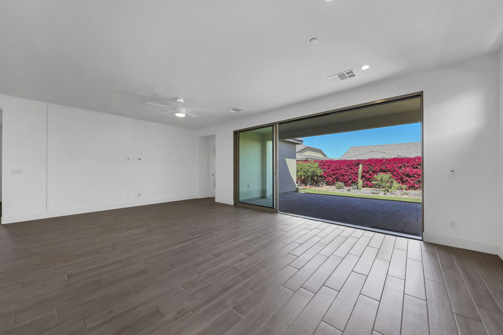 82410 Murray Canyon Drive