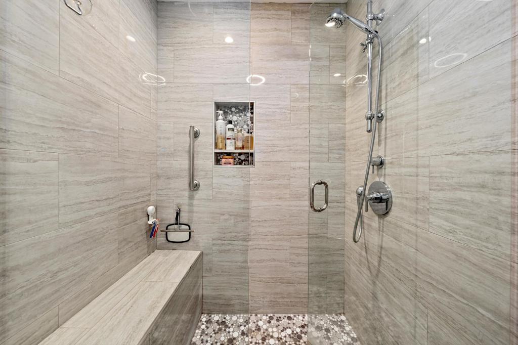 47650 Eisenhower Drive