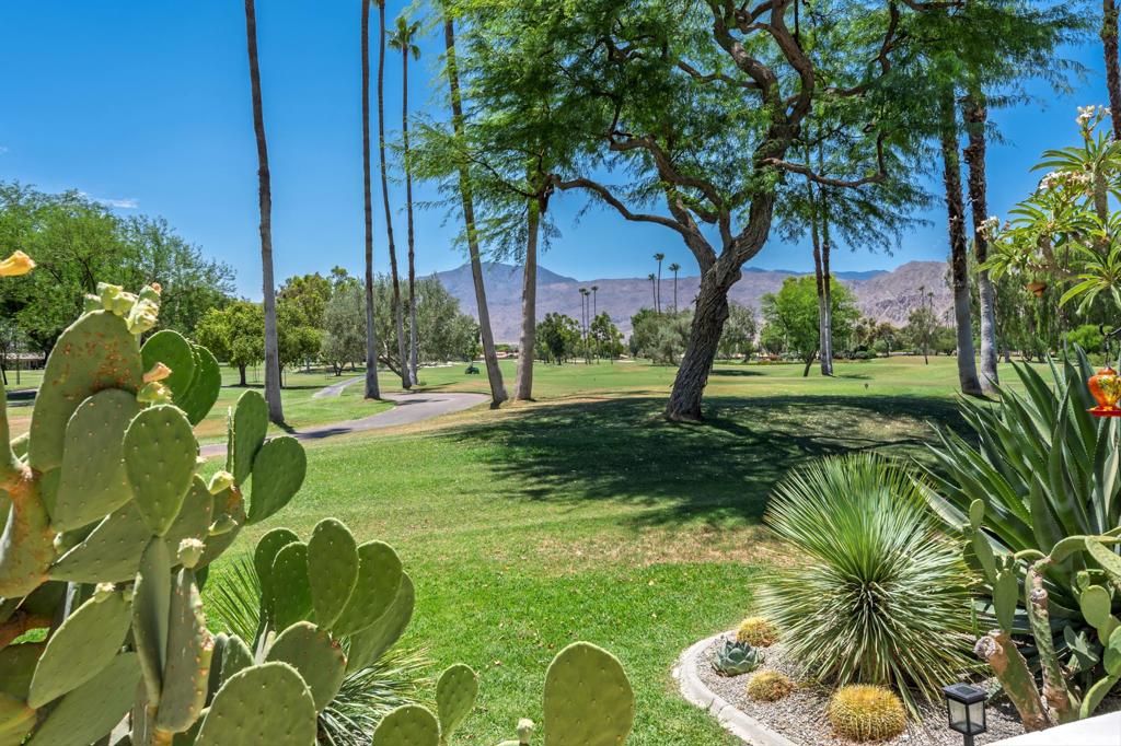 47650 Eisenhower Drive