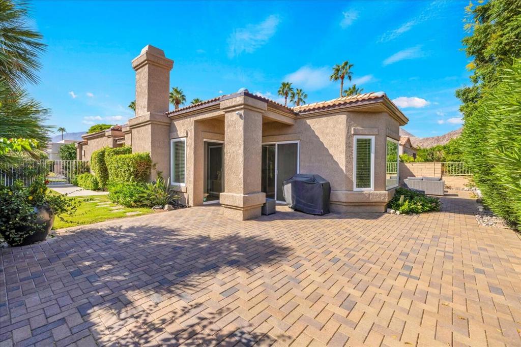 48137 Vista Cielo