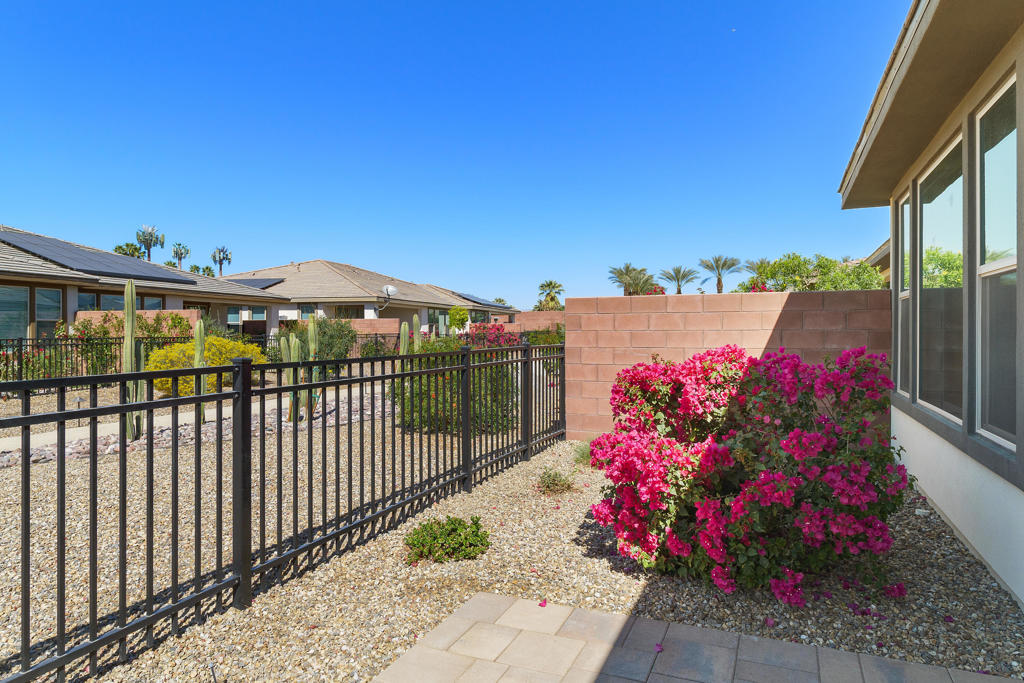 51575 Whiptail Drive
