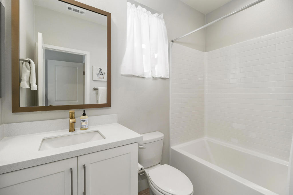 51575 Whiptail Drive