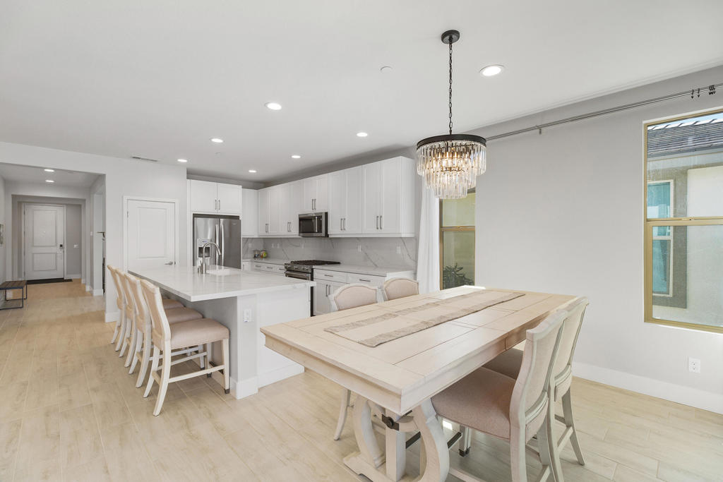 51575 Whiptail Drive