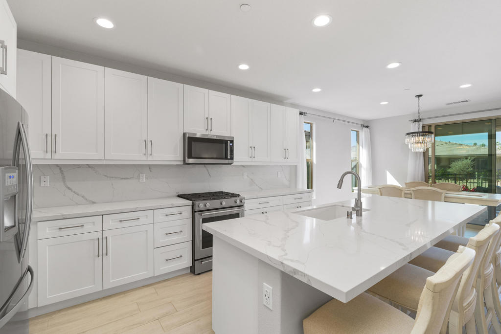 51575 Whiptail Drive