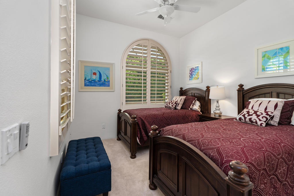 49940 W Mission Drive W