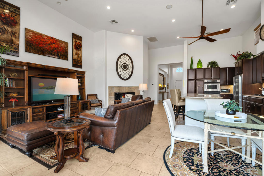 49940 W Mission Drive W