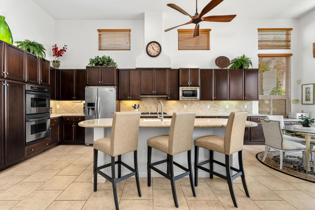 49940 W Mission Drive W