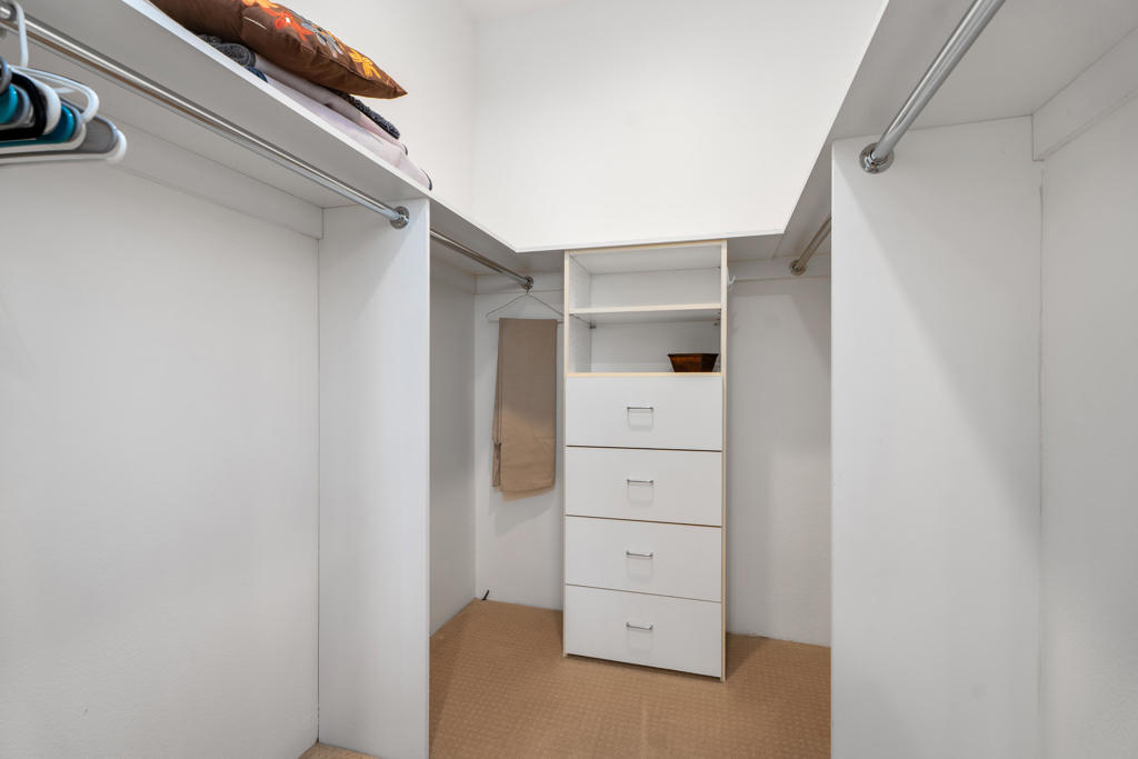 49940 W Mission Drive W