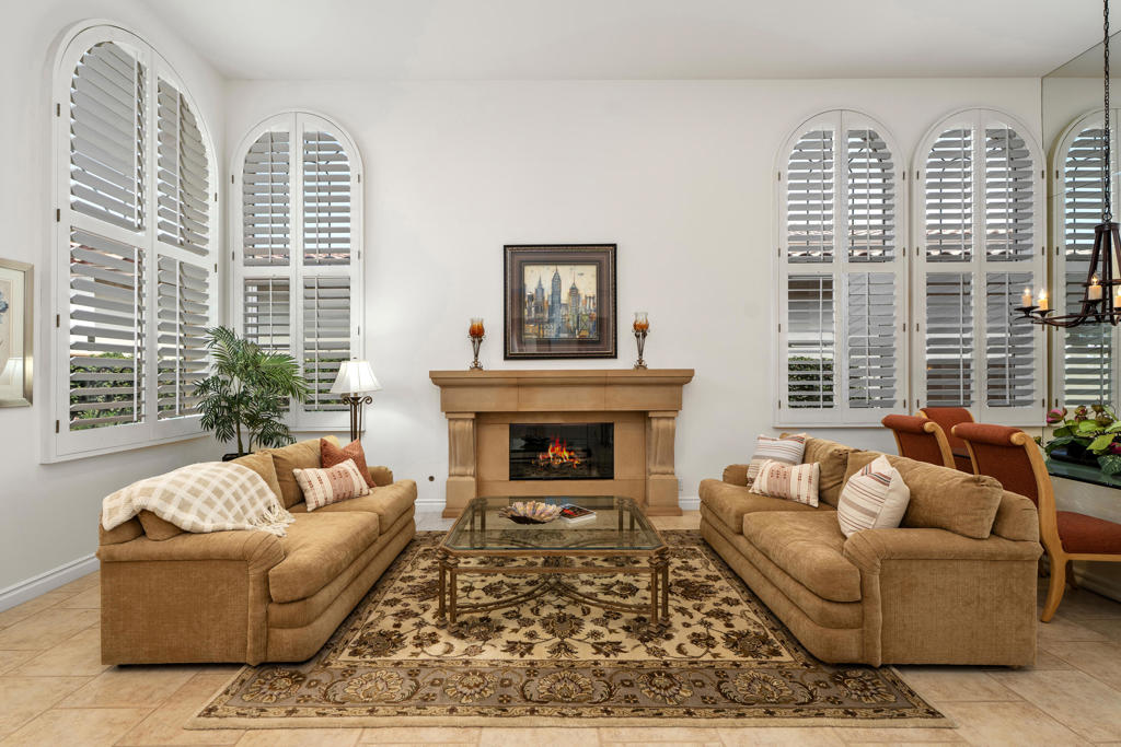 49940 W Mission Drive W