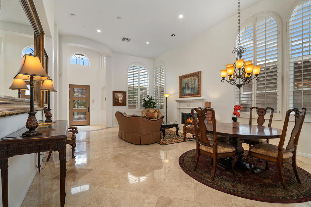 49360 W Mission Drive W