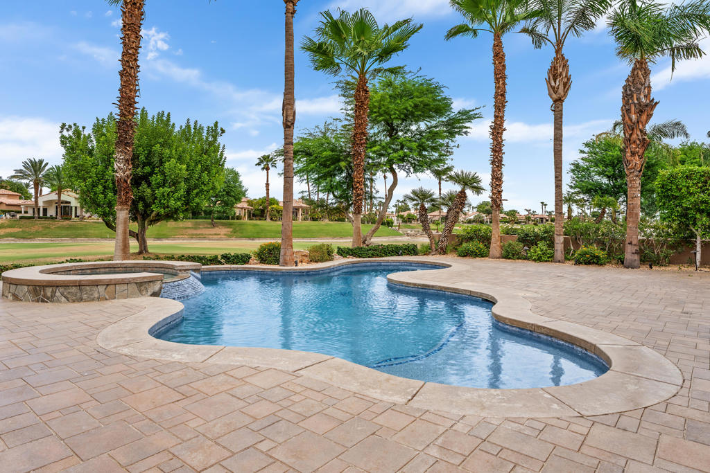 49360 W Mission Drive W