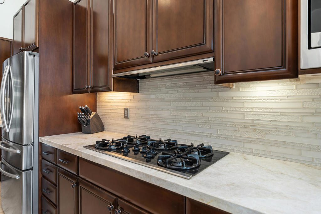 49360 W Mission Drive W