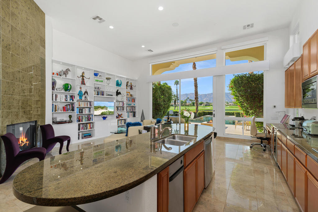 79950 E Mission Drive E