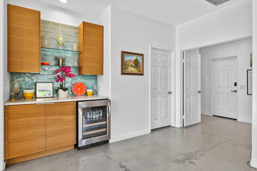 48653 Paseo Tarazo