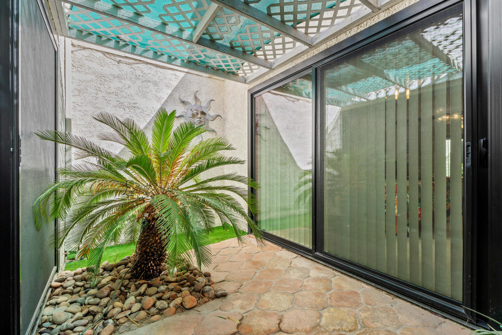 23 Camino Arroyo S