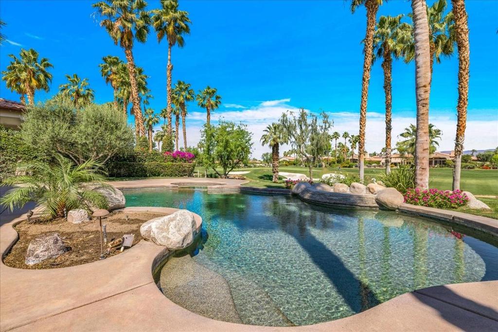 48610 Vista Estrella