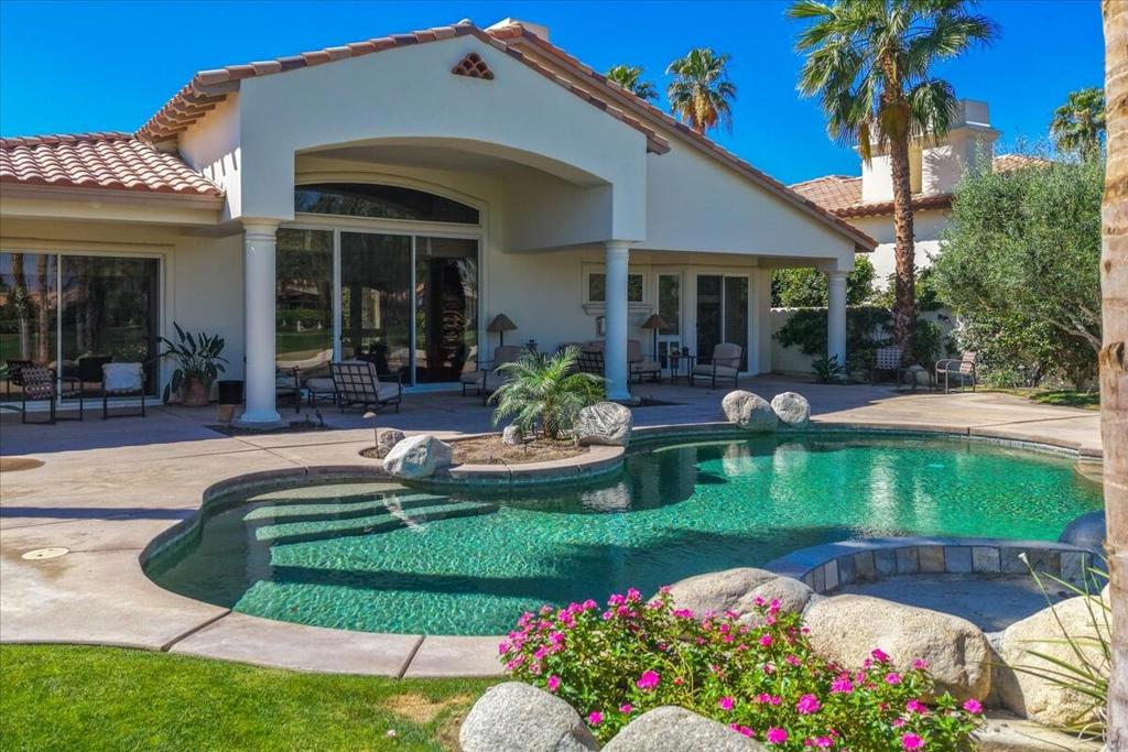 48610 Vista Estrella