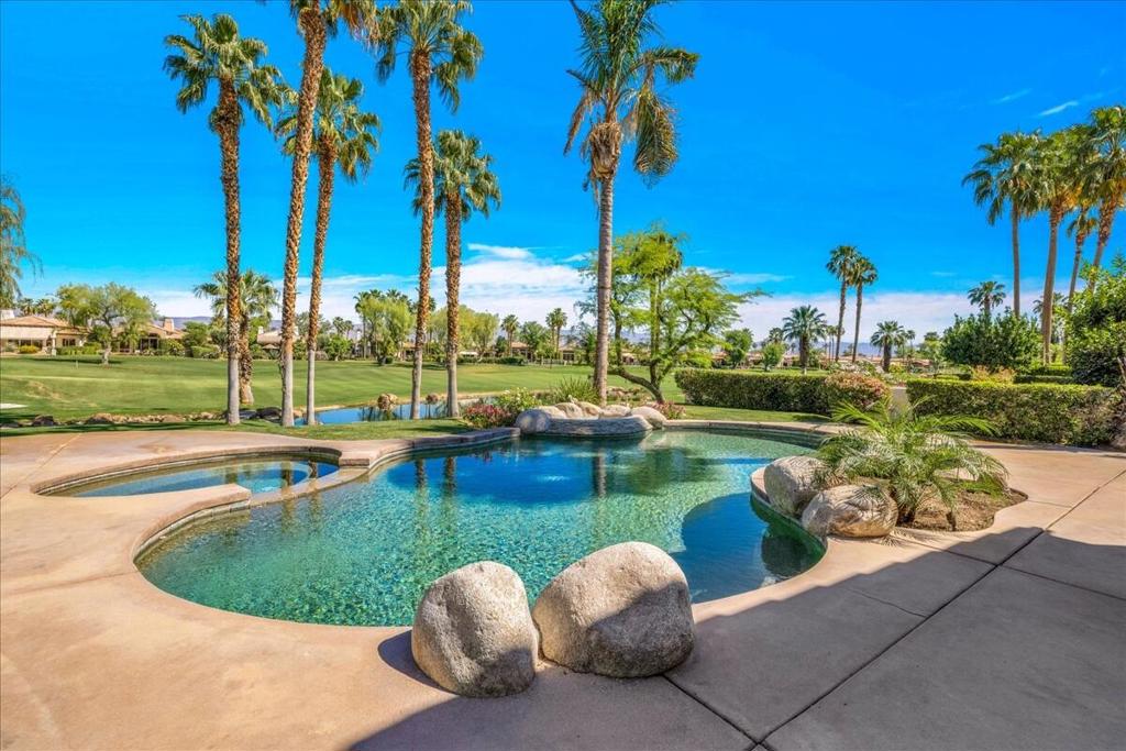 48610 Vista Estrella