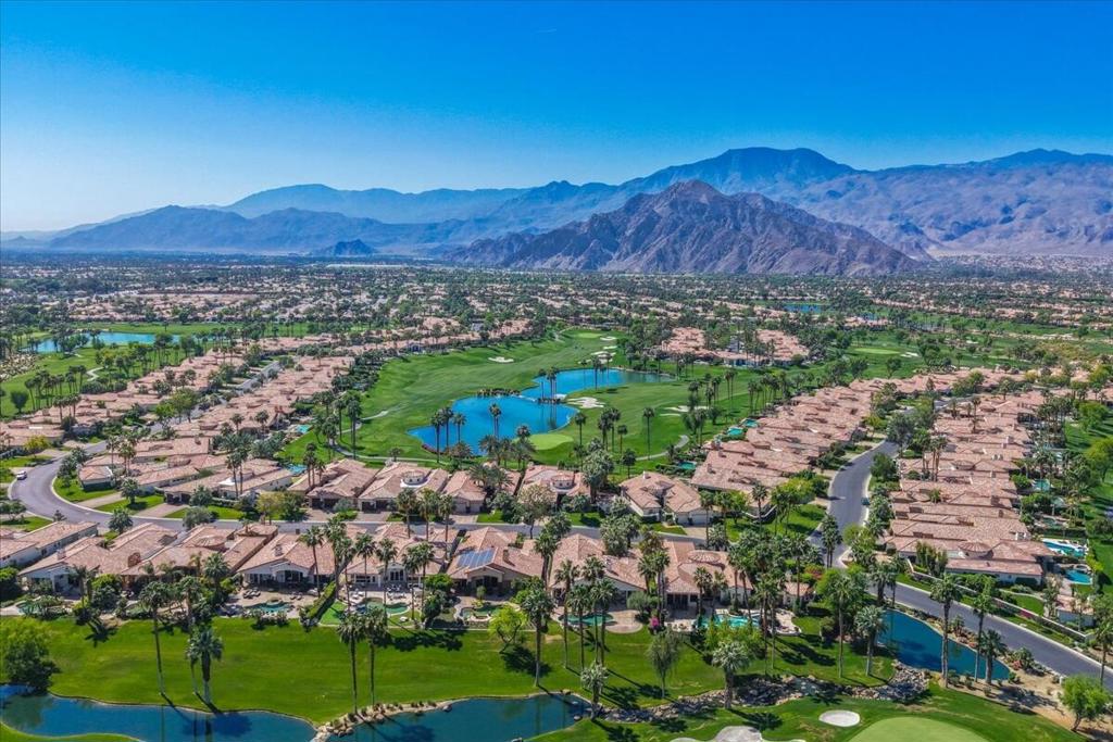 48610 Vista Estrella