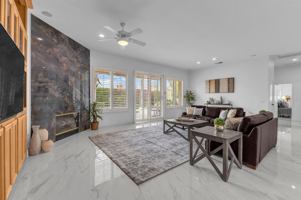44397 Mesquite Drive