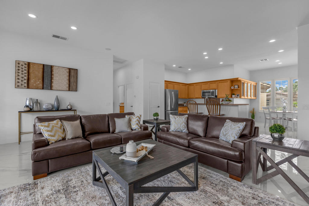 44397 Mesquite Drive