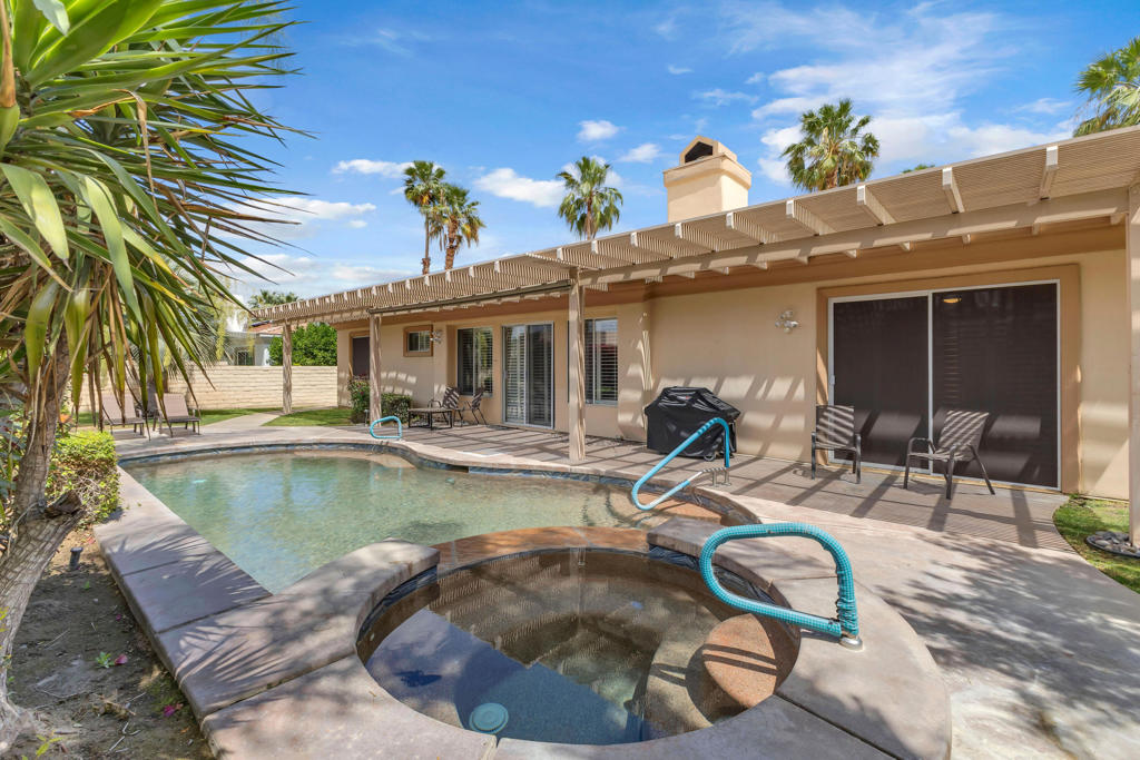 44397 Mesquite Drive