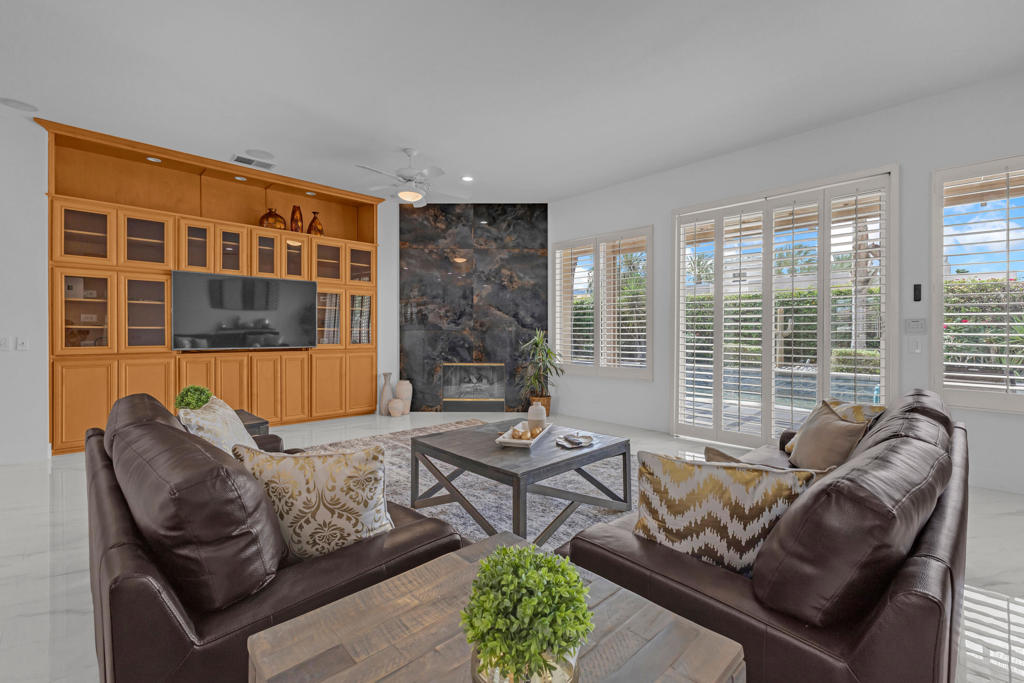44397 Mesquite Drive