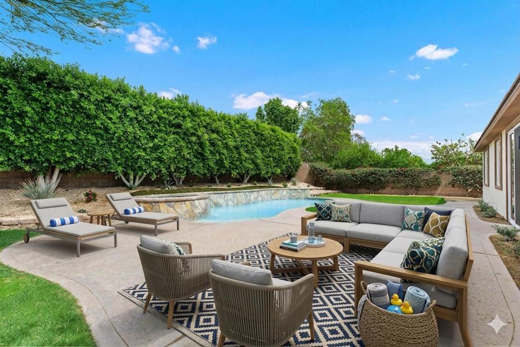 82372 Padova Drive