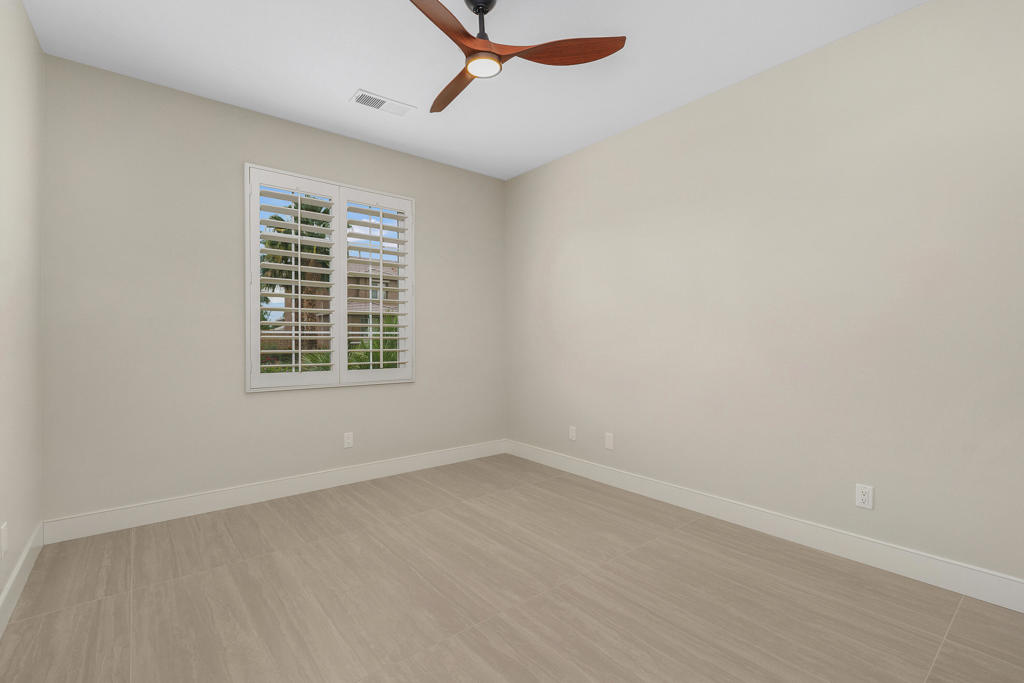 82372 Padova Drive