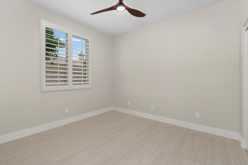 82372 Padova Drive