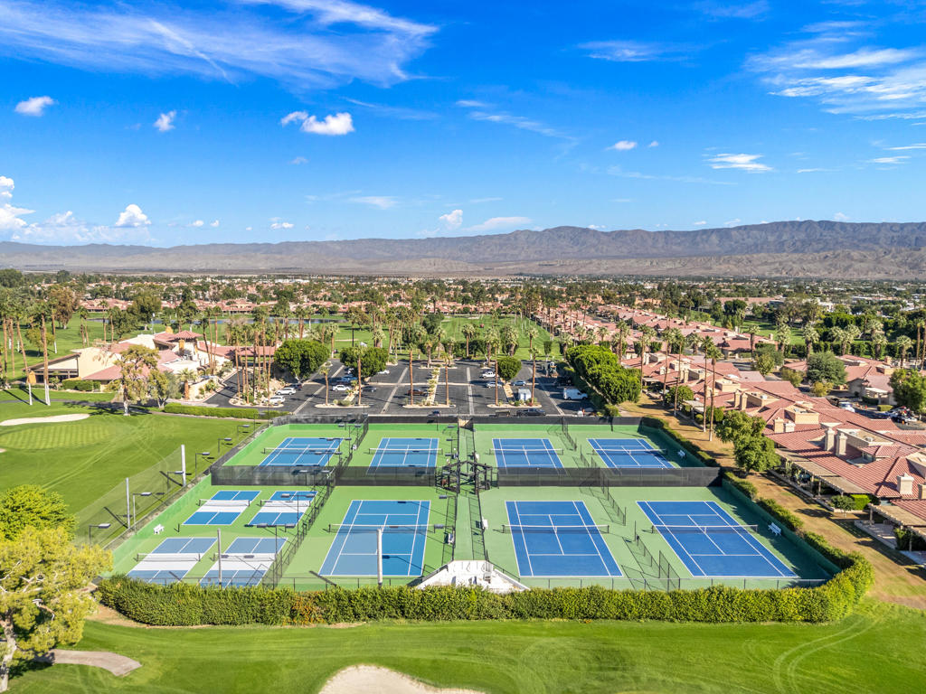 41588 Woodhaven Drive E