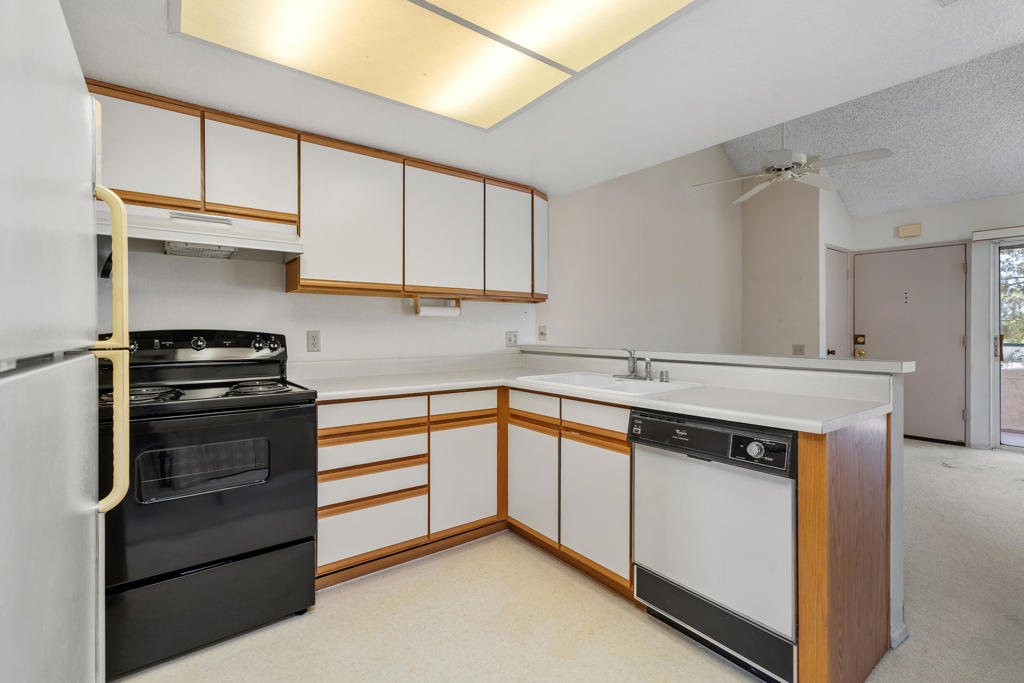 32505 Candlewood Drive 22