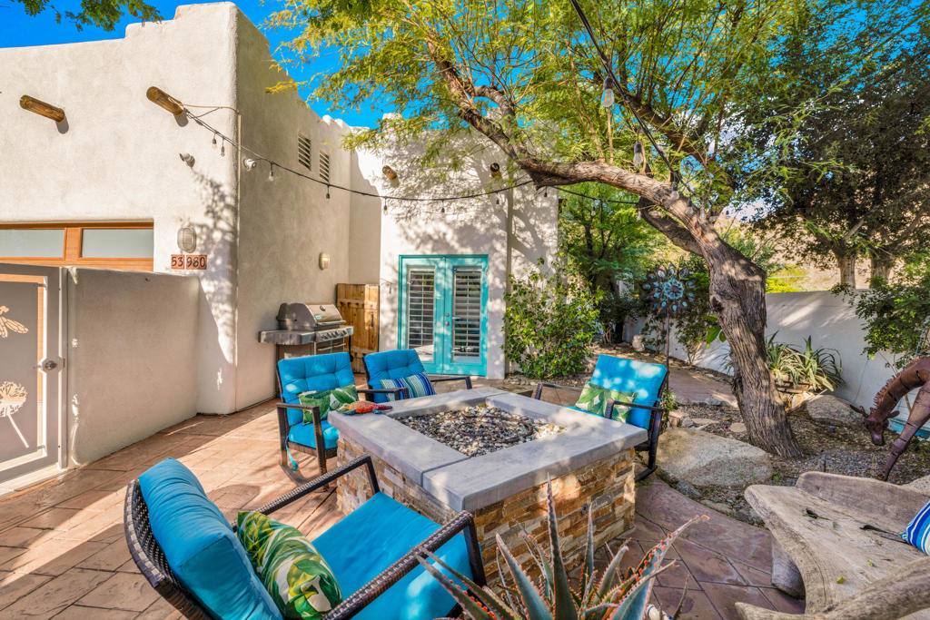 53980 Avenida Mendoza